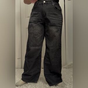 SHEIN Men's Dark Gray Relaxed Jeans